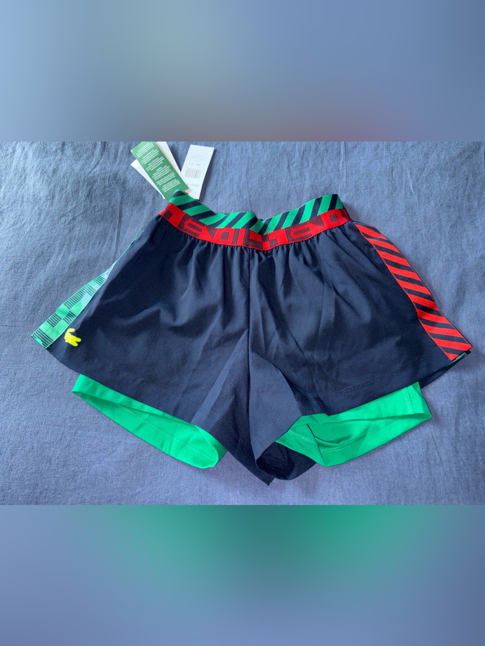 NWT AUTHENTIC WOMEN’S LACOSTE HIGH SLIT TENNIS SHORTS SIZE 34 (2)